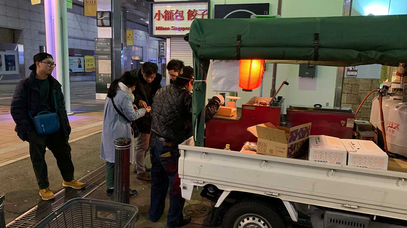cokoguri - Yaki-Imo Street Vendor