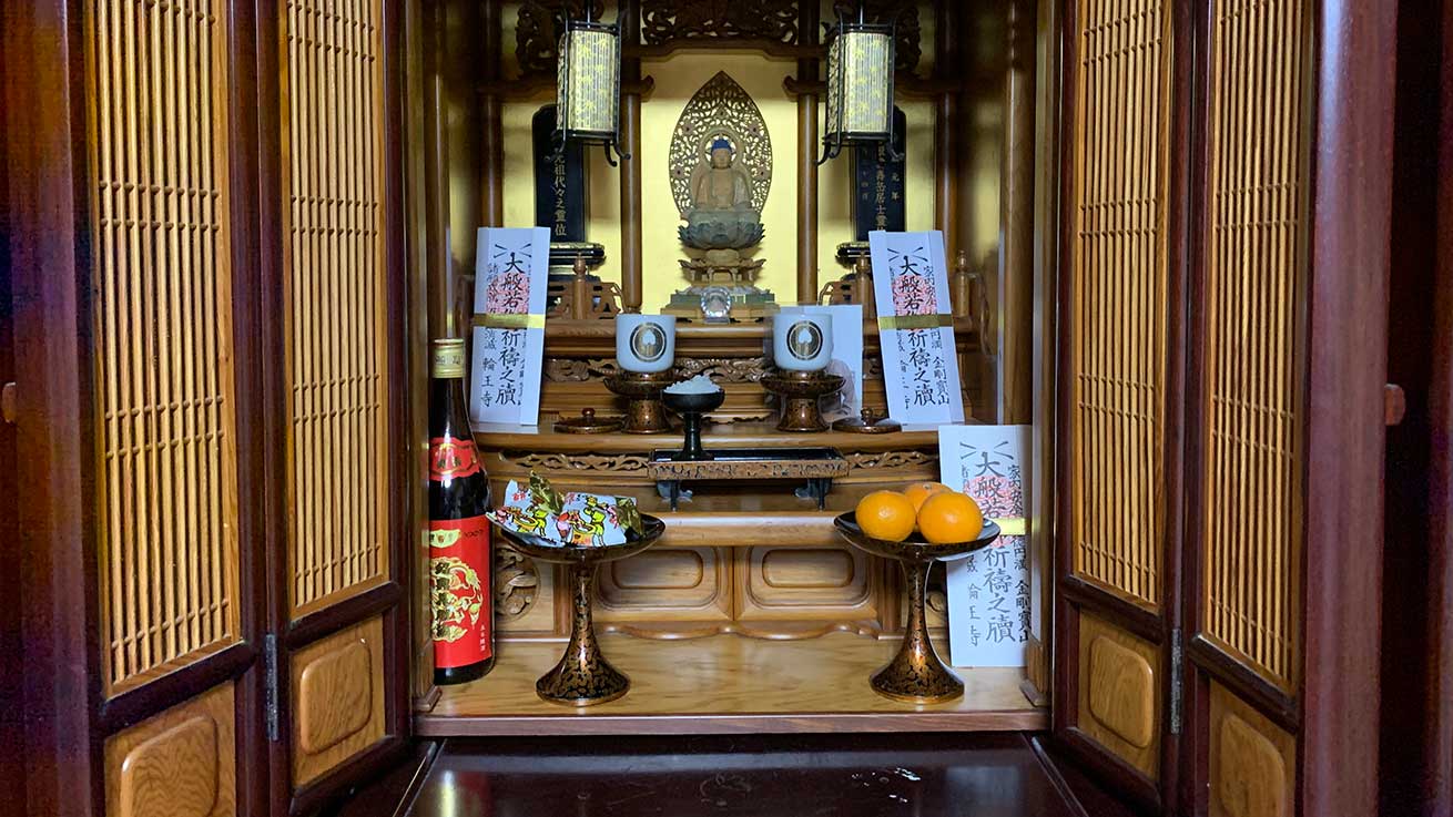 cokoguri - Traditional Japanese New Year Shinto Altar